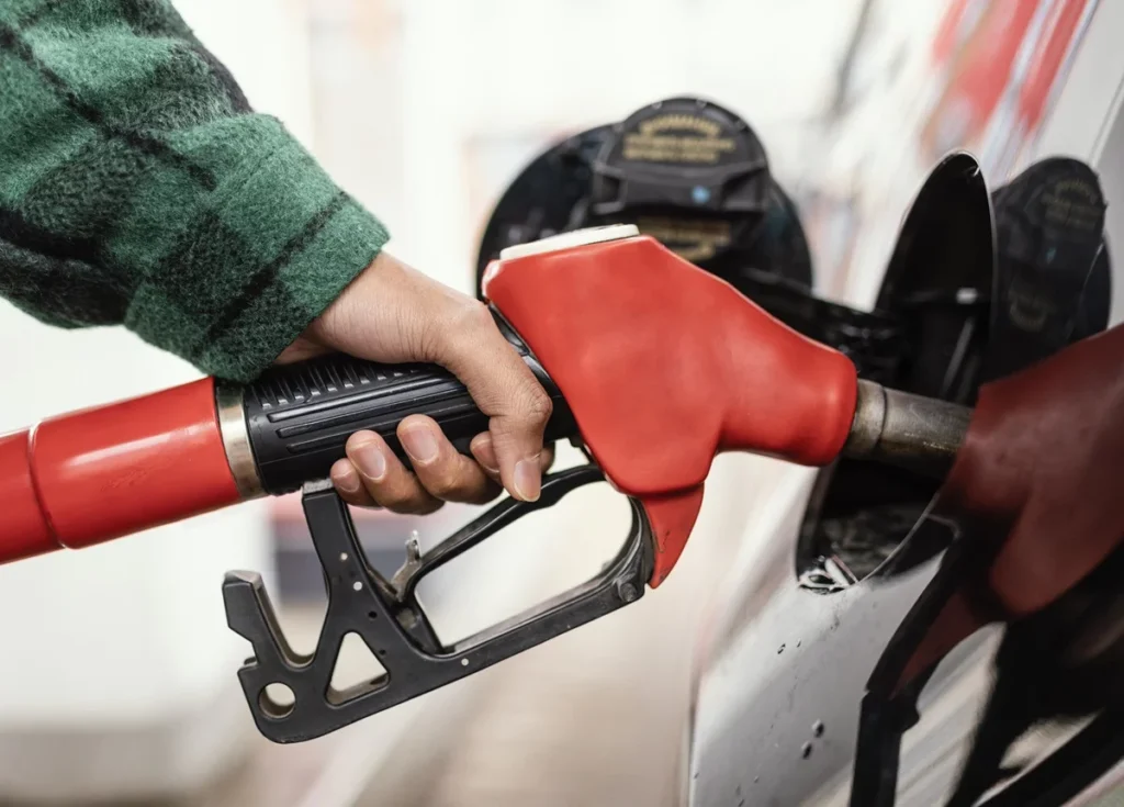 Tips para mejorar el rendimiento de combustible de tu vehículo